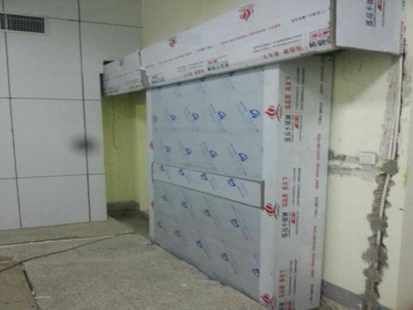 直線加速器防中子門(mén)